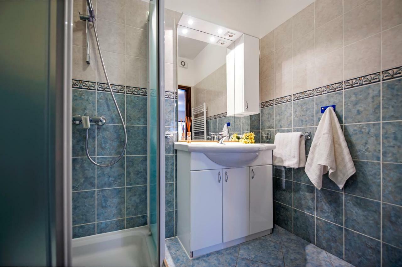 Ana Apartment